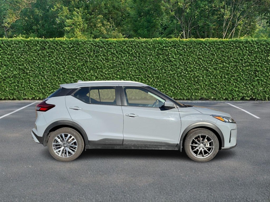 2023 Nissan Kicks SV FWD