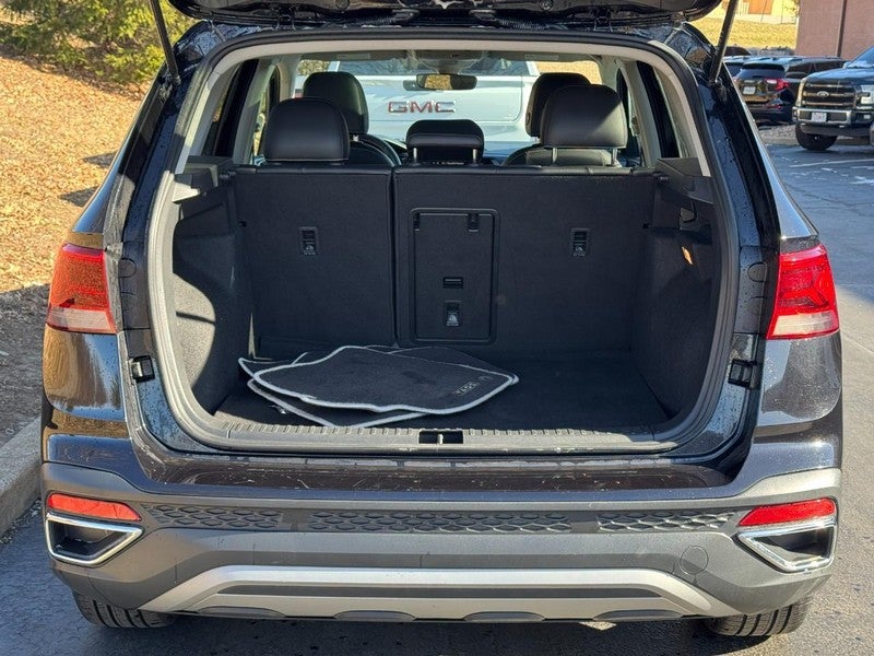 2023 Volkswagen Taos SE 4MOTION