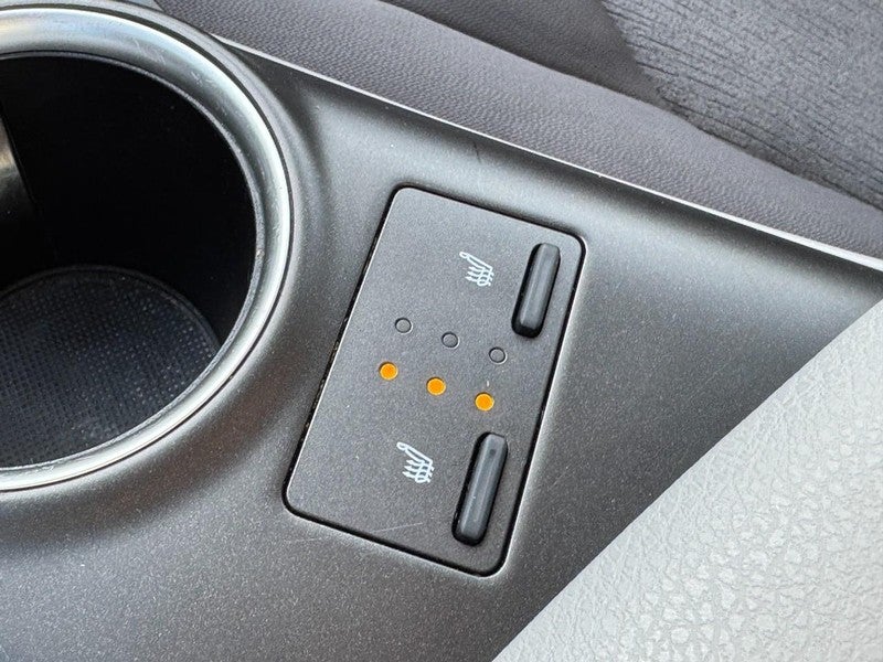 2024 Toyota Camry Hybrid LE CVT (Natl)