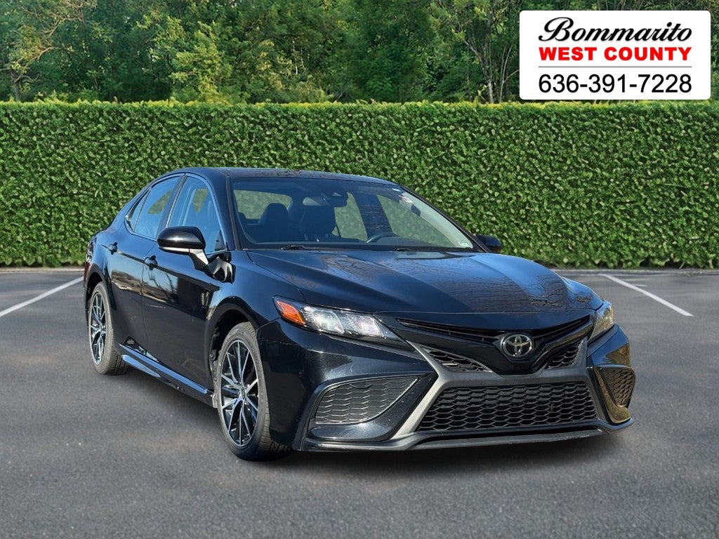 2021 Toyota Camry SE Auto