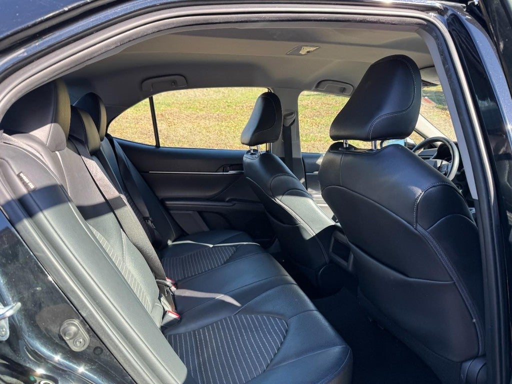 2021 Toyota Camry SE Auto