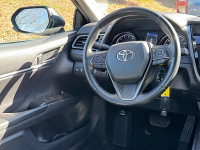 2021 Toyota Camry SE Auto