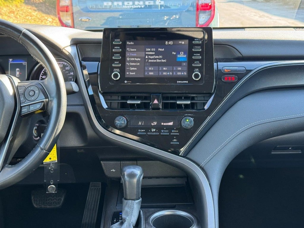 2021 Toyota Camry SE Auto