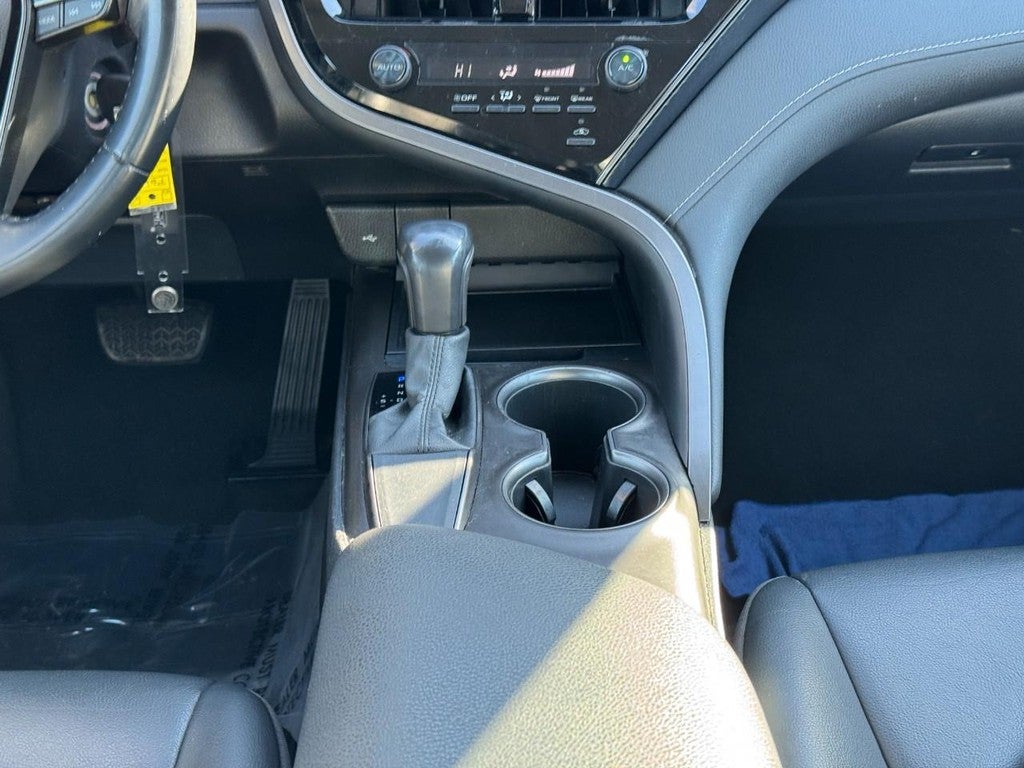 2021 Toyota Camry SE Auto