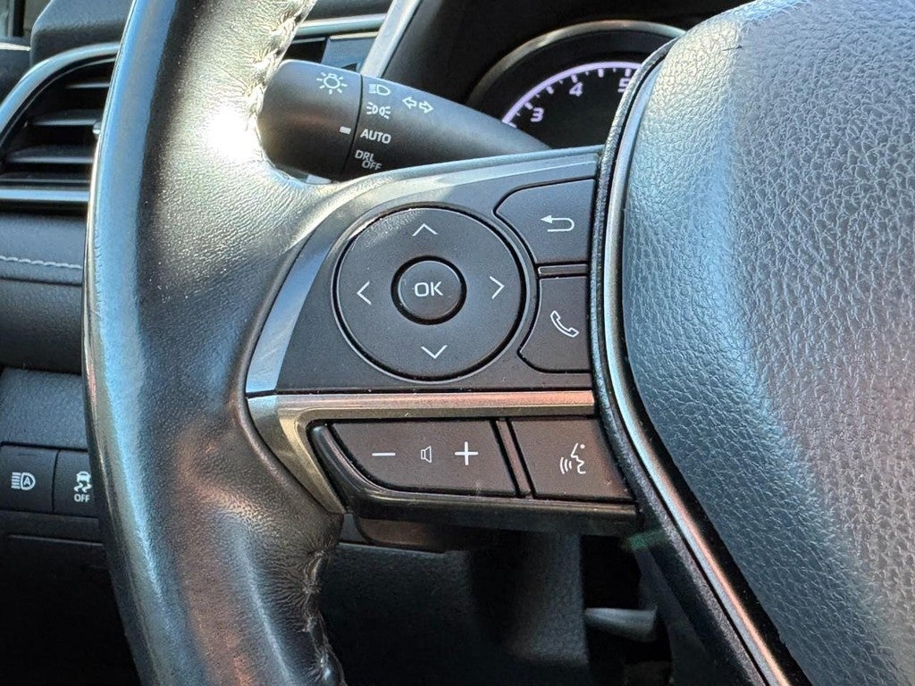 2021 Toyota Camry SE Auto