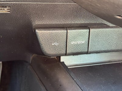 2021 Toyota Camry SE Auto