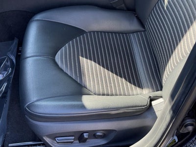 2021 Toyota Camry SE Auto