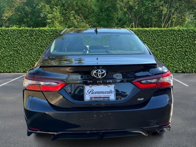 2021 Toyota Camry SE Auto