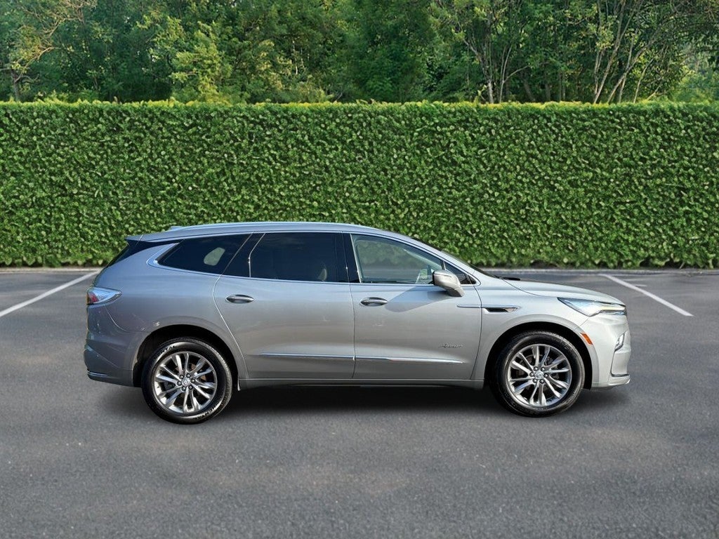 2023 Buick Enclave AWD 4dr Avenir
