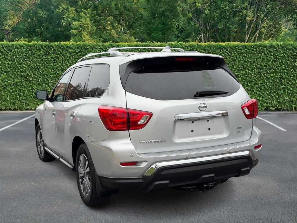 2020 Nissan Pathfinder 4x4 SV