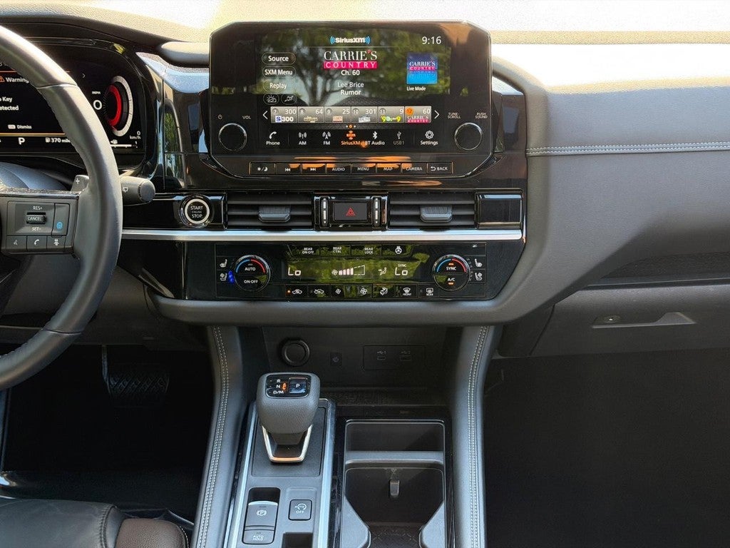 2022 Nissan Pathfinder Platinum 2WD