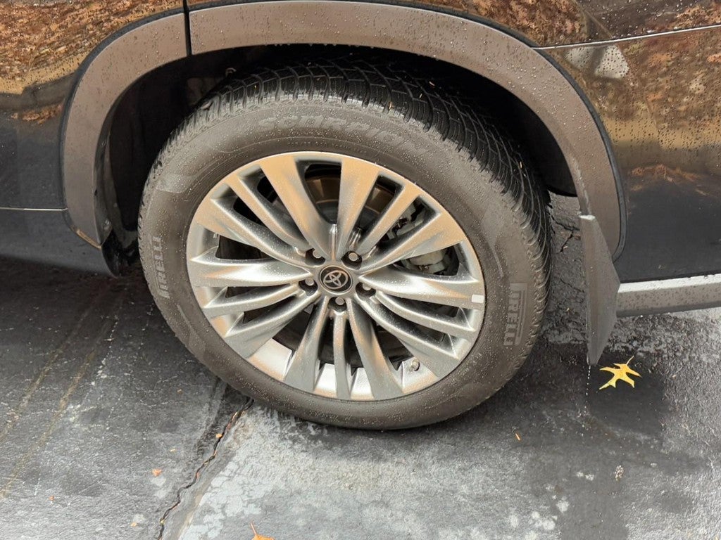 2023 Toyota Highlander AWD (Natl)