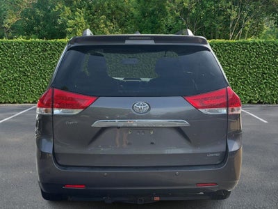 2011 Toyota Sienna 5dr 7-Pass Van V6 Ltd FWD (Natl)