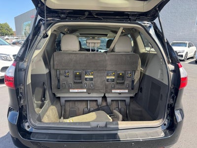 2015 Toyota Sienna 5dr 8-Pass Van XLE FWD (Natl)
