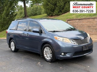 2017 Toyota Sienna Limited FWD 7-Passenger (Natl)