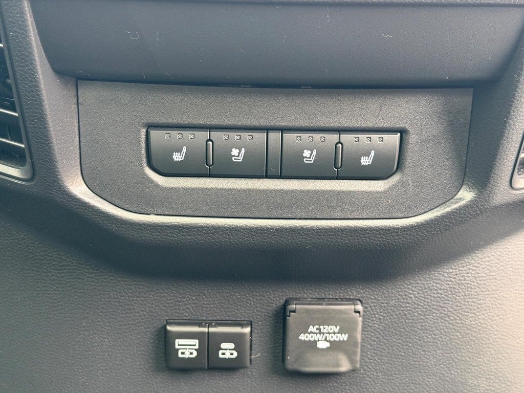 2024 Toyota Tundra 4WD Capstone Hybrid CrewMax 5.5' Bed (Natl)