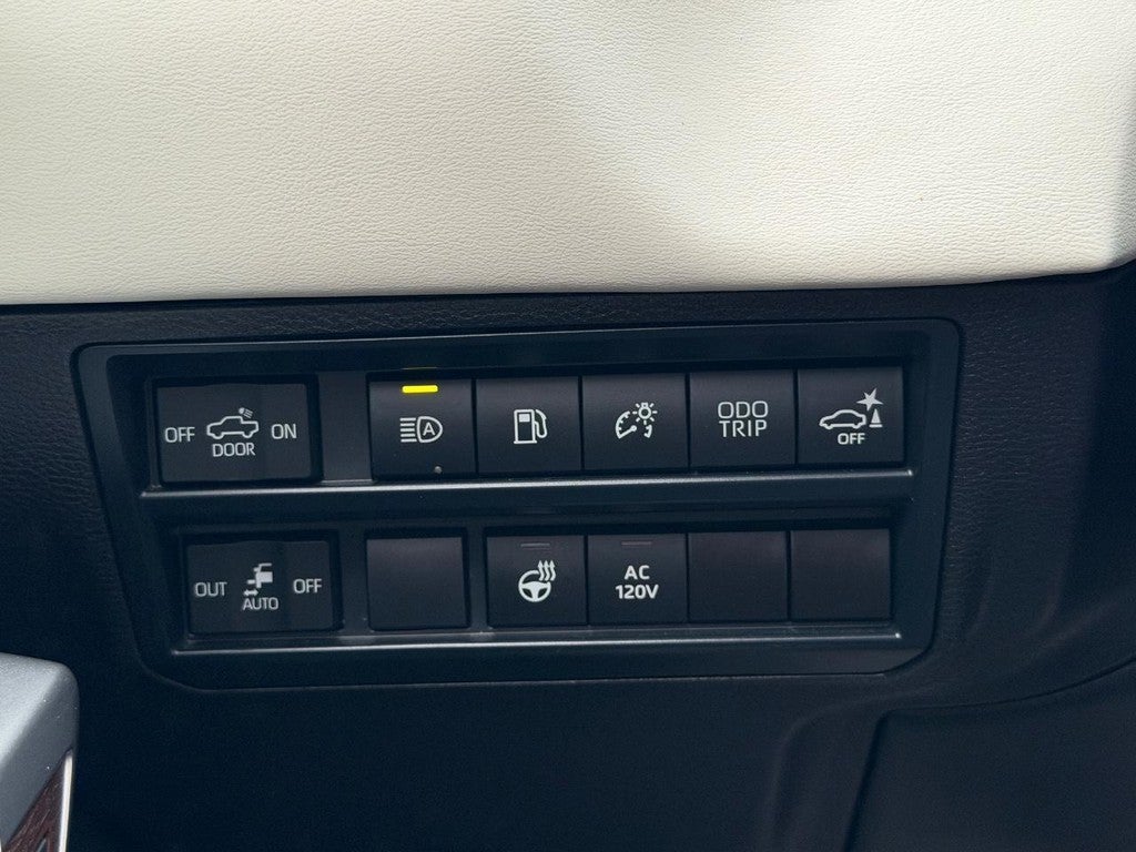 2024 Toyota Tundra 4WD Capstone Hybrid CrewMax 5.5' Bed (Natl)