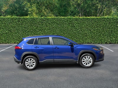 2023 Toyota Corolla Cross LE 4WD (Natl)