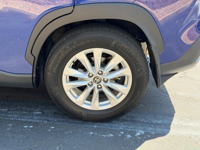 2023 Toyota Corolla Cross LE 4WD (Natl)