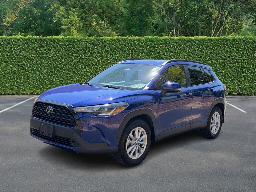 2023 Toyota Corolla Cross LE 4WD (Natl)