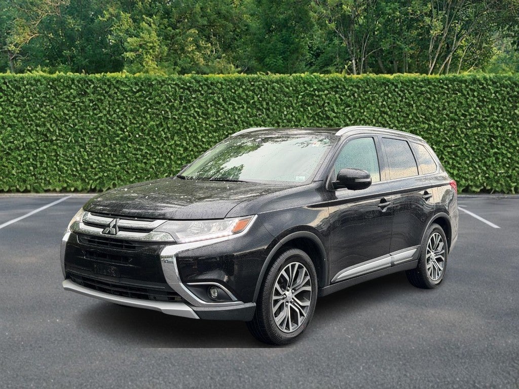 2018 Mitsubishi Outlander LE FWD