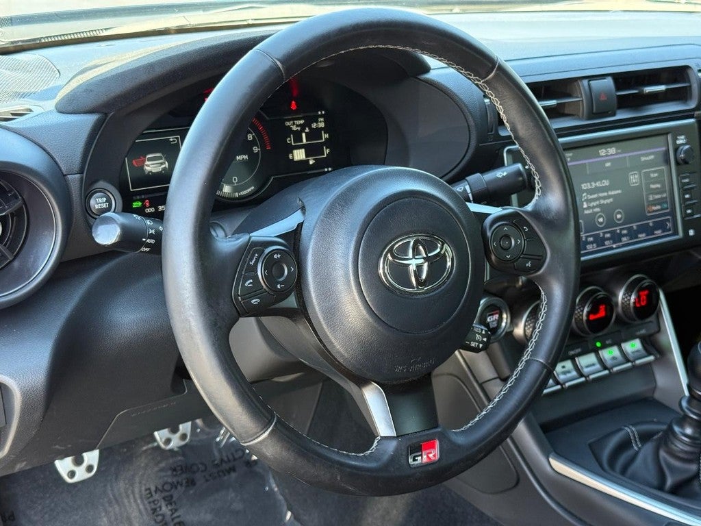 2023 Toyota GR86 Premium Manual (Natl)