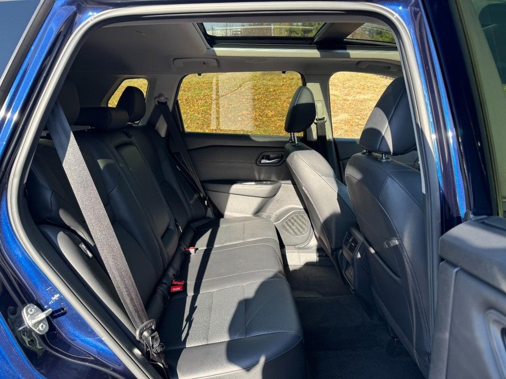 2024 Nissan Rogue FWD SV