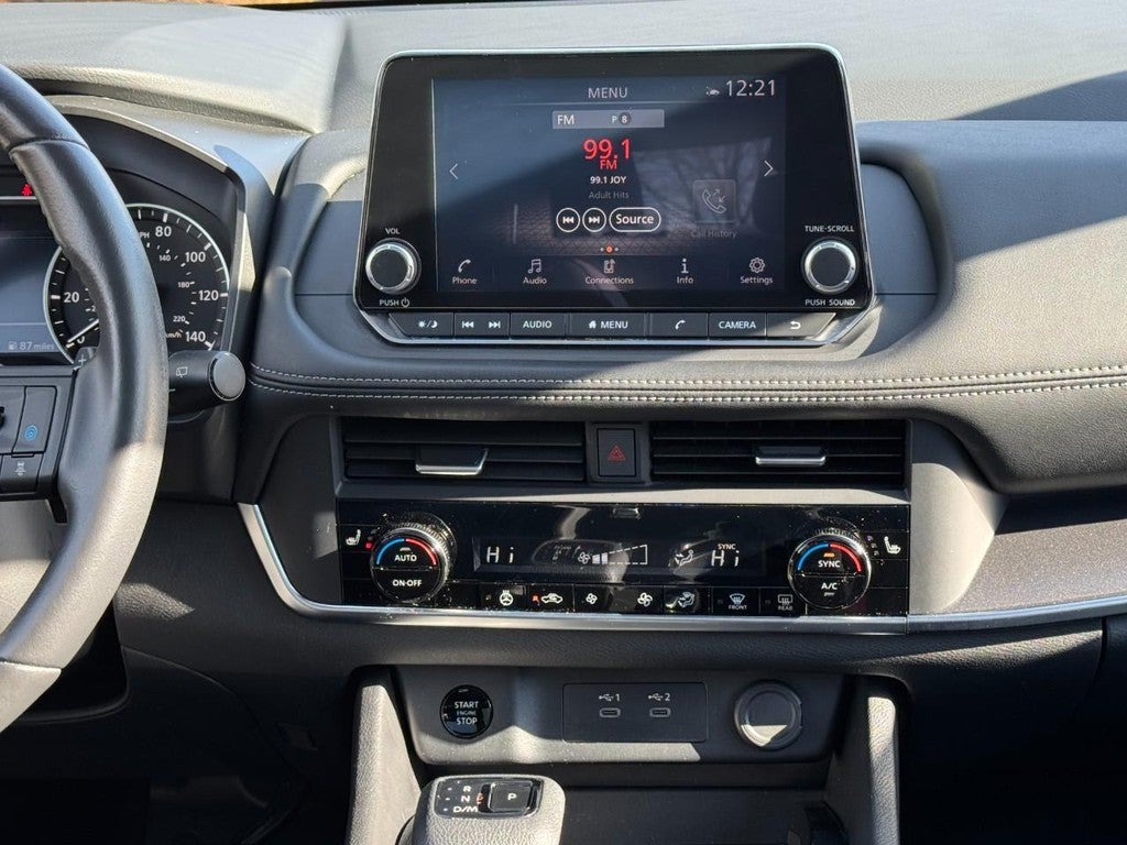 2024 Nissan Rogue FWD SV