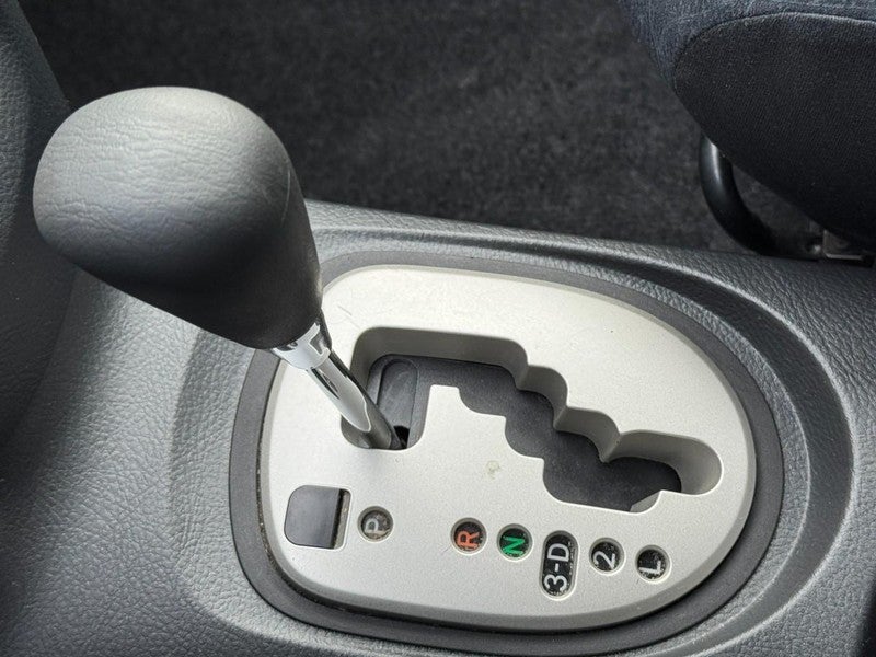 2008 Toyota Yaris 4dr Sdn Auto