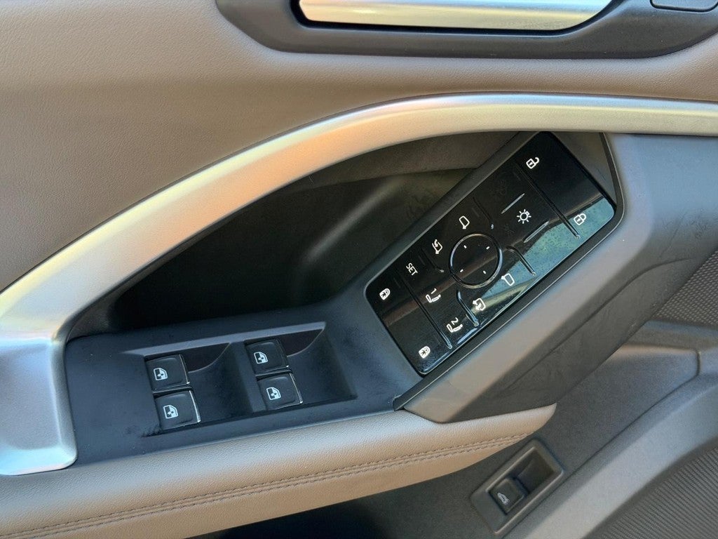 2025 Audi Q5 Premium 2.0 TFSI quattro