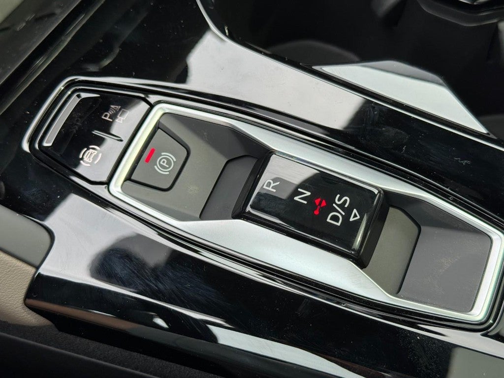 2025 Audi Q5 Premium 2.0 TFSI quattro