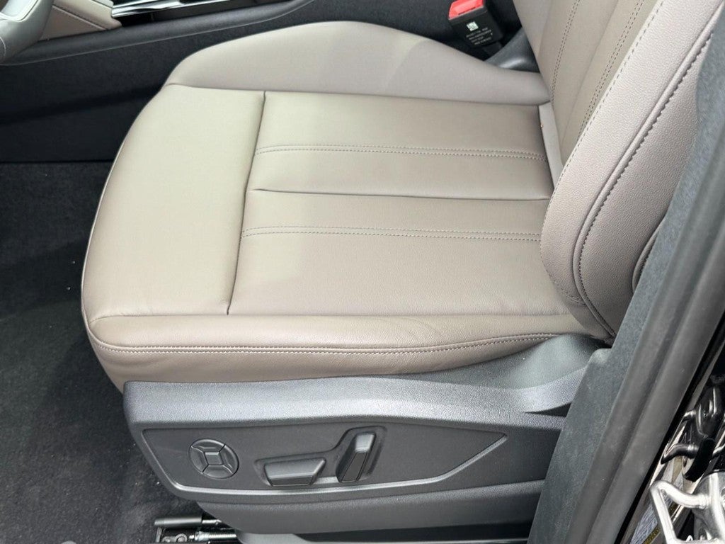 2025 Audi Q5 Premium 2.0 TFSI quattro