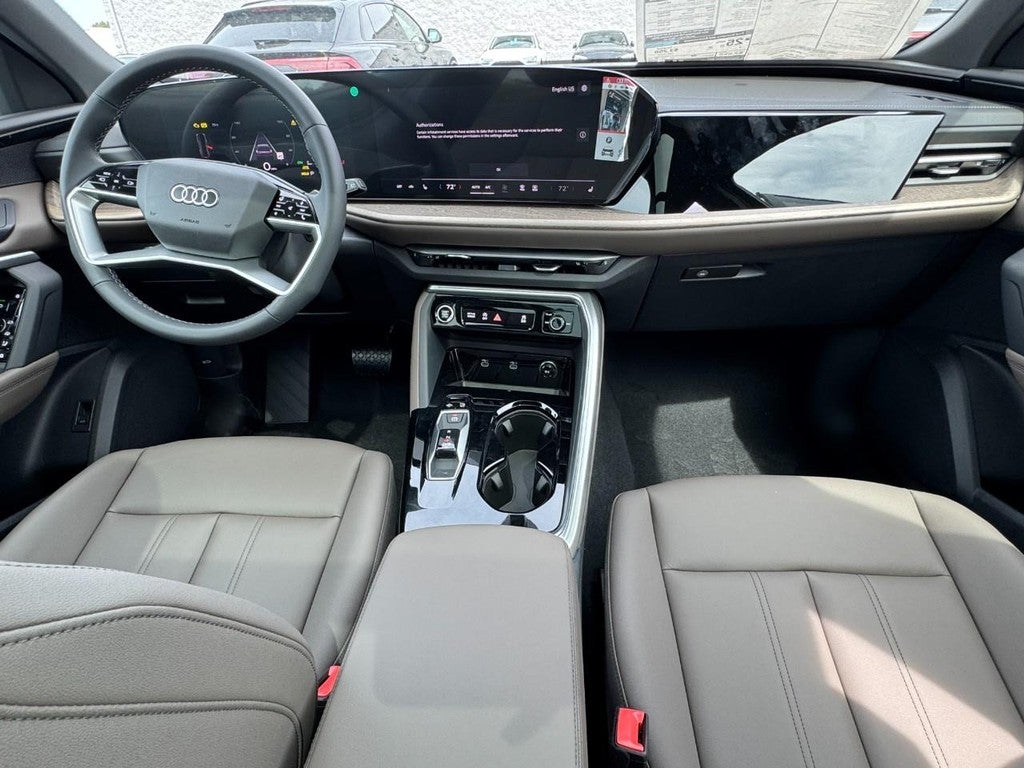 2025 Audi Q5 Premium 2.0 TFSI quattro