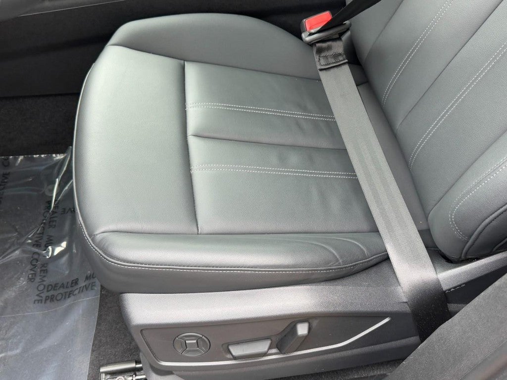 2025 Audi Q5 Premium 2.0 TFSI quattro