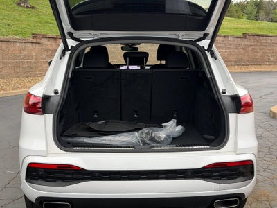 2025 Audi Q5 Premium 2.0 TFSI quattro