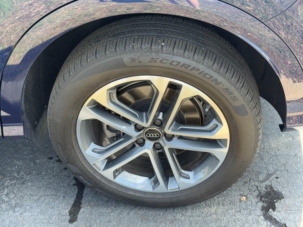 2025 Audi Q5 Premium 2.0 TFSI quattro