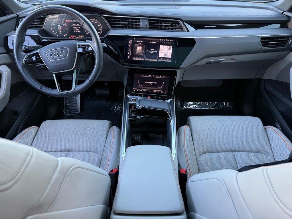 2024 Audi Q8 e-tron Prestige quattro