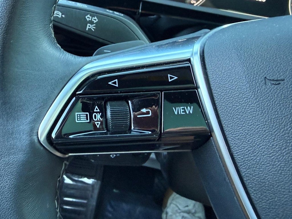 2024 Audi Q8 e-tron Prestige quattro