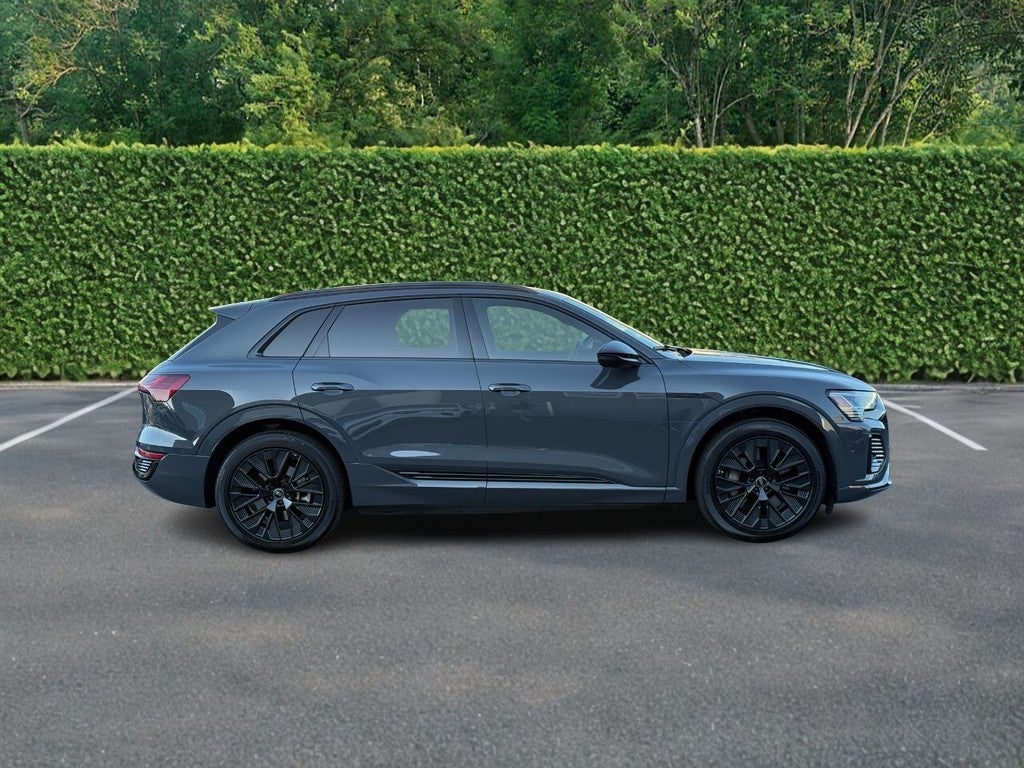 2024 Audi Q8 e-tron Prestige quattro
