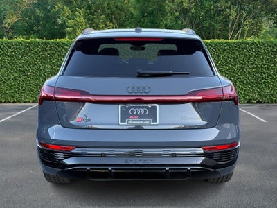 2024 Audi Q8 e-tron Prestige quattro