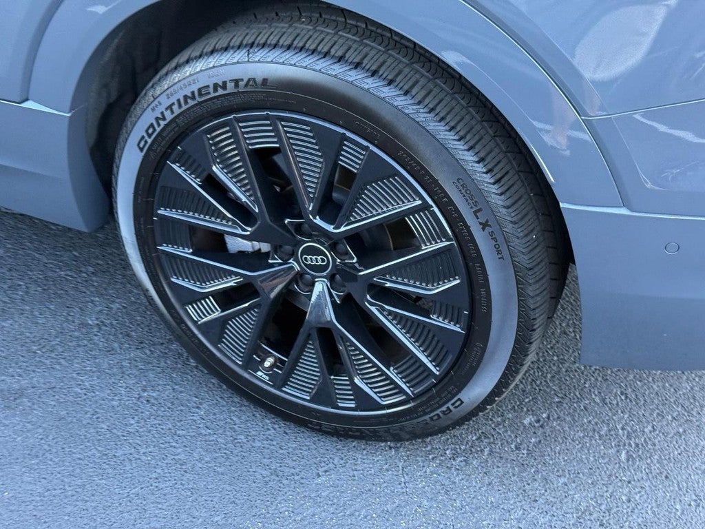 2024 Audi Q8 e-tron Prestige quattro