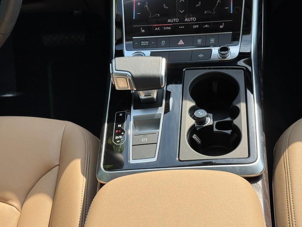 2025 Audi Q7 Premium 55 TFSI quattro