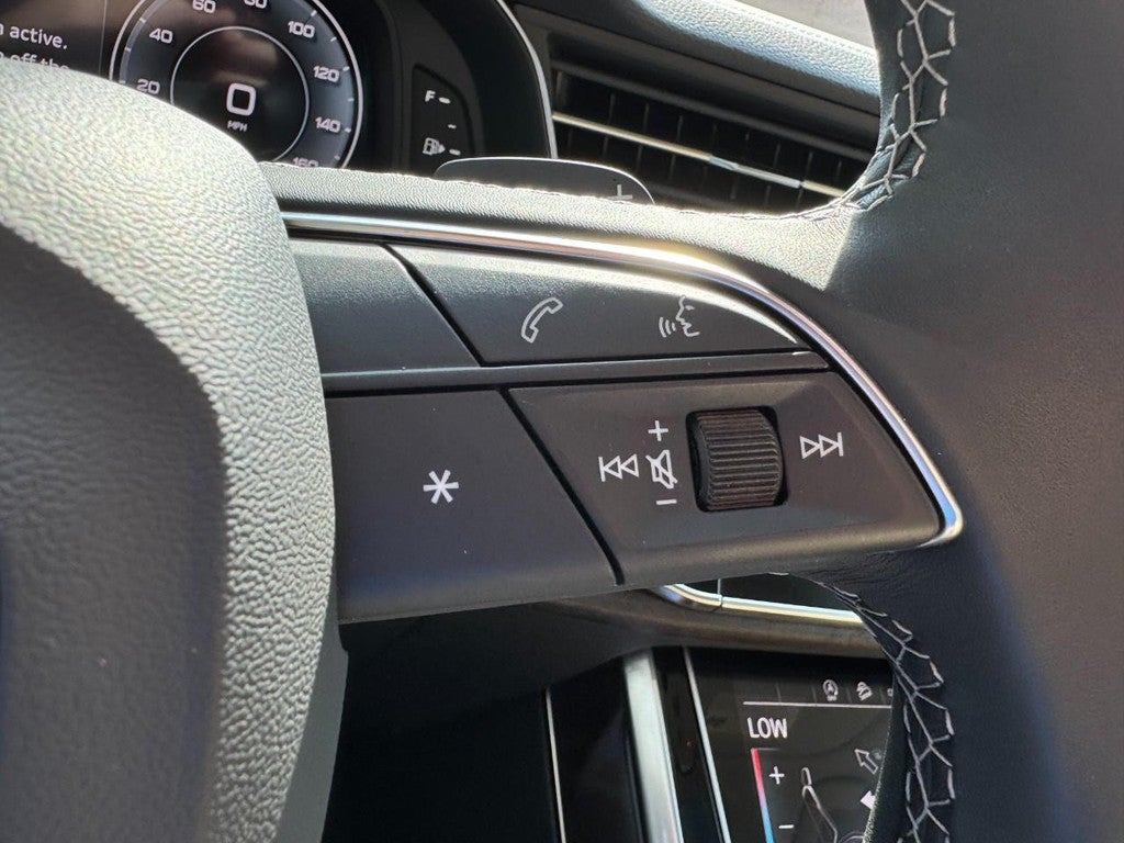 2025 Audi Q7 Premium 55 TFSI quattro