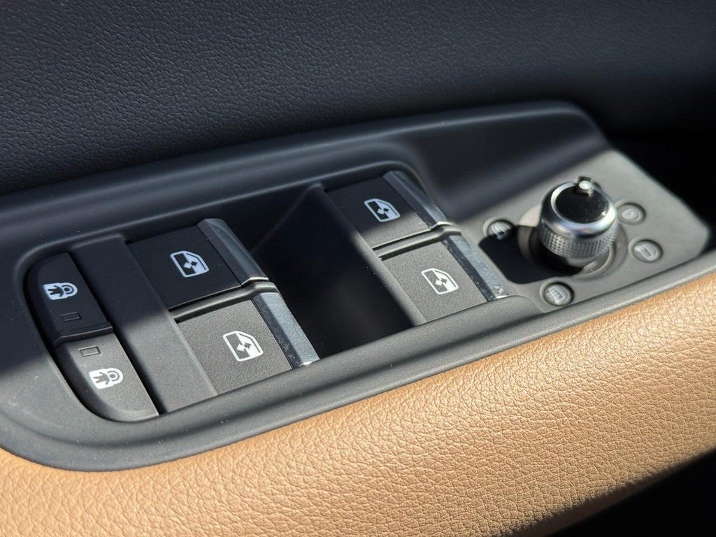 2025 Audi Q7 Premium 55 TFSI quattro