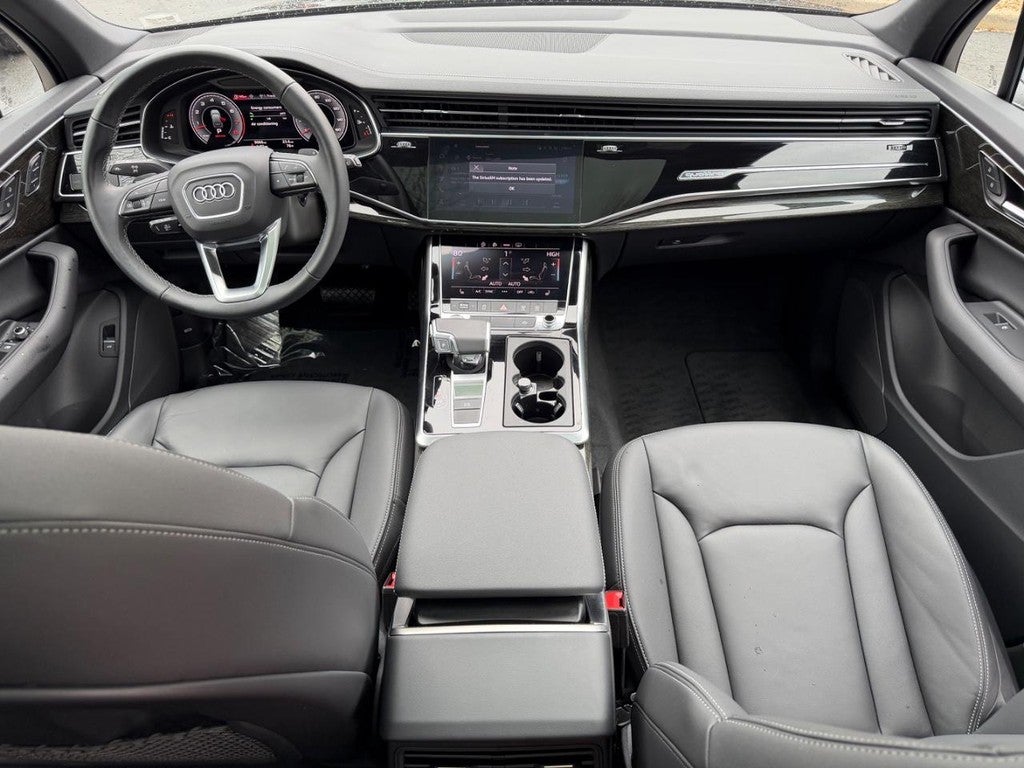 2025 Audi Q7 Premium 55 TFSI quattro