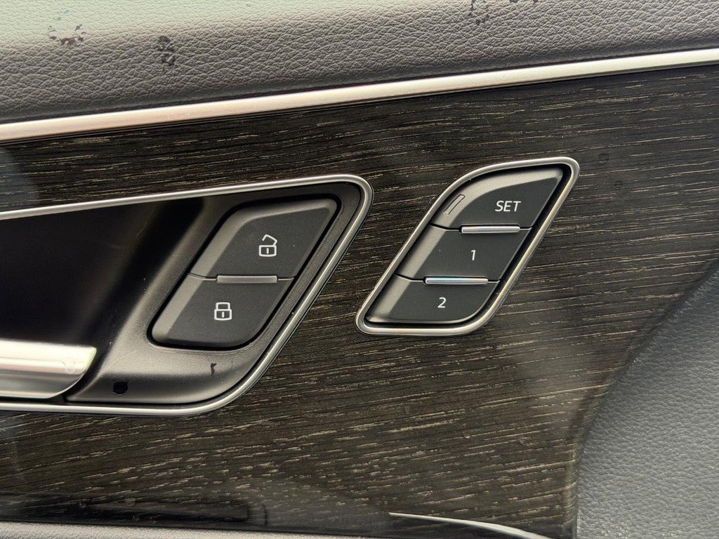 2025 Audi Q7 Premium 55 TFSI quattro