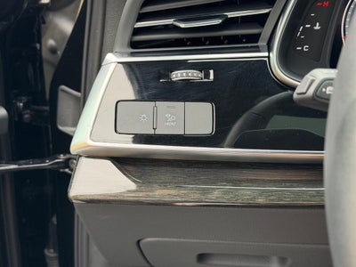 2025 Audi Q7 Premium 55 TFSI quattro