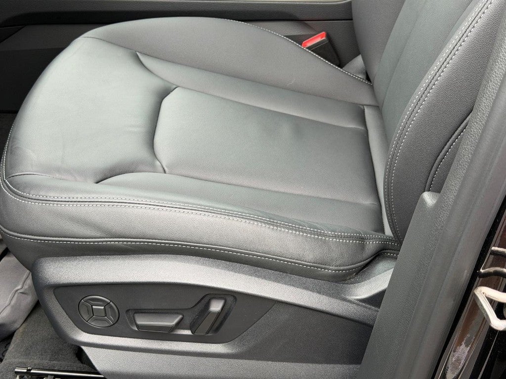 2025 Audi Q7 Premium 55 TFSI quattro