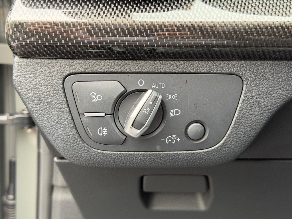 2023 Audi SQ5 Premium Plus 3.0 TFSI quattro