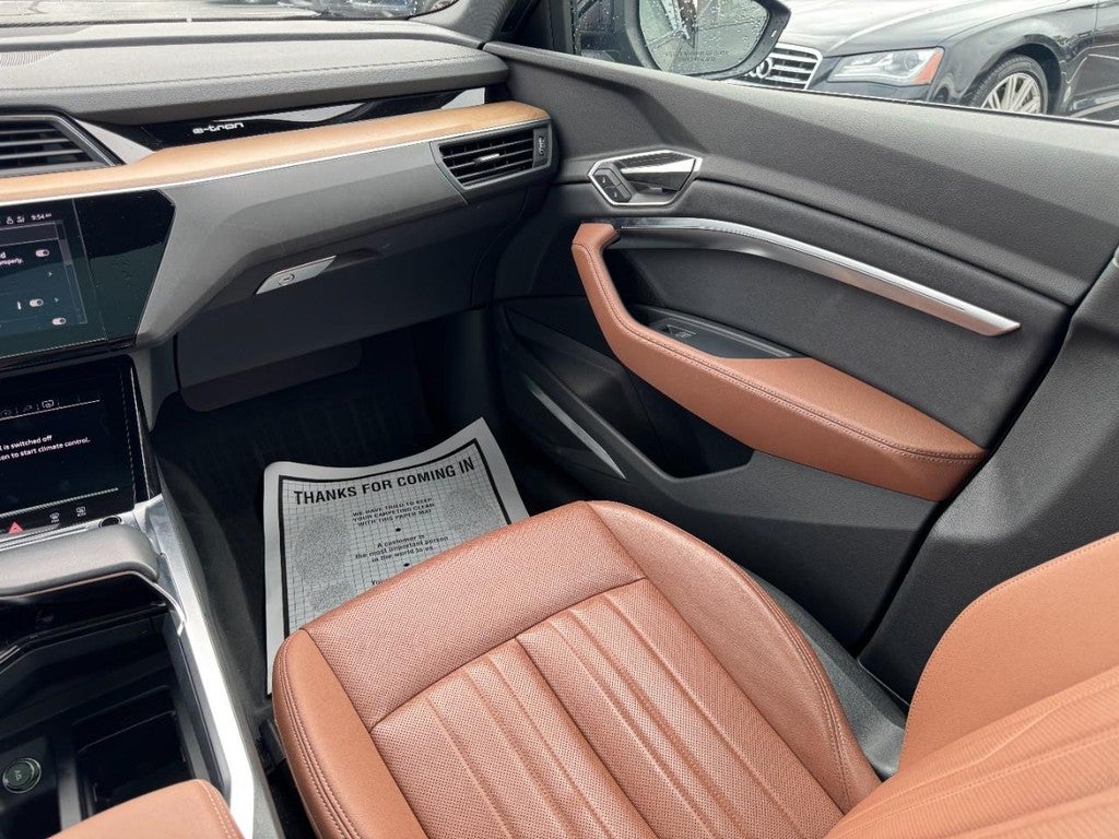 2024 Audi Q8 e-tron Sportback S line Premium Plus quattro